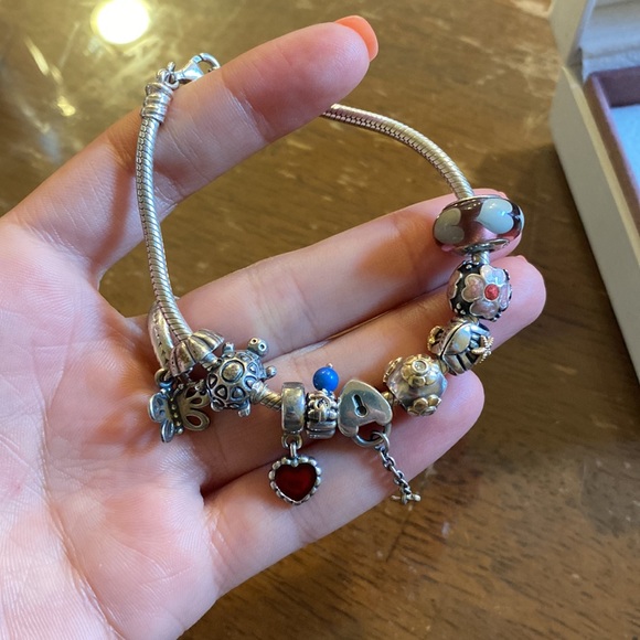 Pandora charm bracelet - Picture 2 of 4